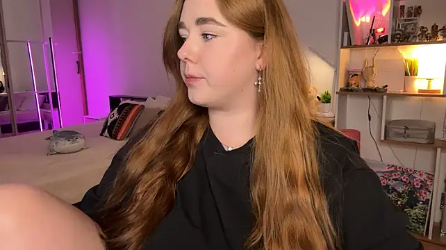 Kimbeam - CUM AND SQUIRT A LOT