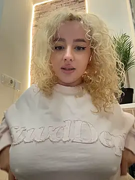 CurlyDaisy - spread my legs and rub my pooosey