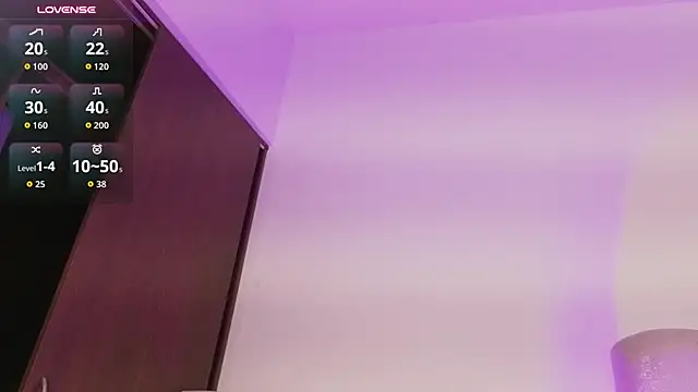Emma_Rhoadess_