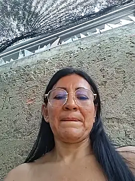 Maturexxxnaughty - I fuck the cucumber pussy