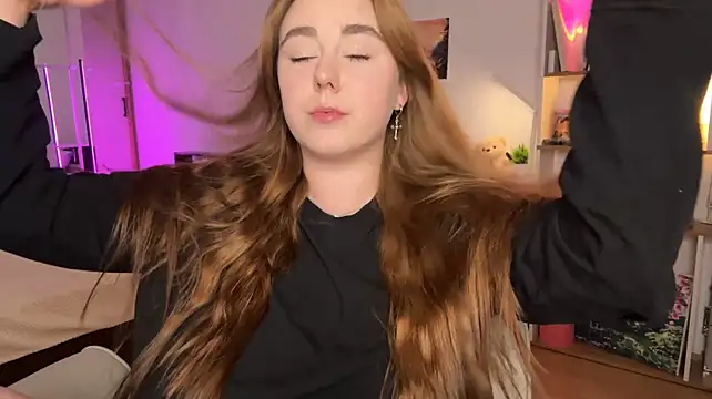 Kimbeam - CUM AND SQUIRT A LOT