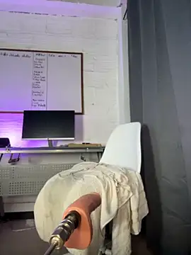 Nicolle_foxy - in goggy fuckme + squirt