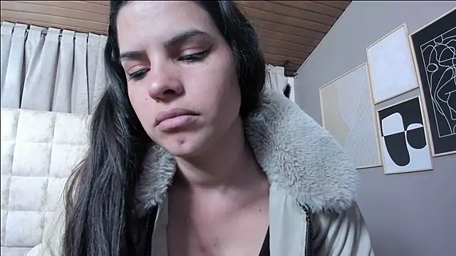 Astrid_Velle__ - No skirt for you to see my ass 🥵