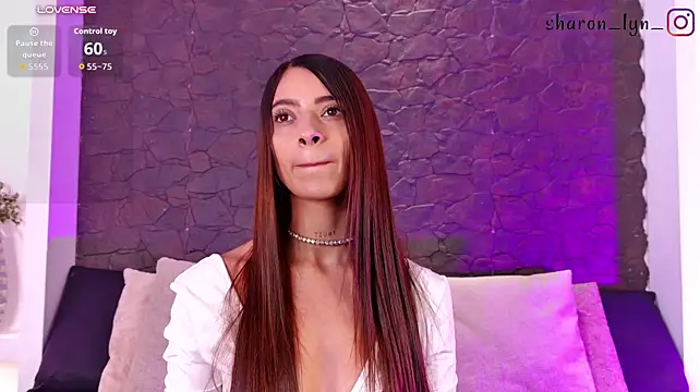 SharonLyn_ - Play pussy with dildo