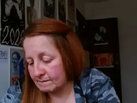 ViioletaMora - hi, pm bby ??