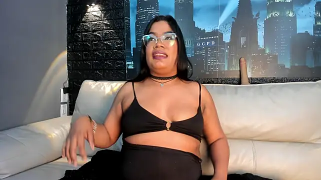 Melody_Spark - SHOW BOOBS + SPIT BOOBS