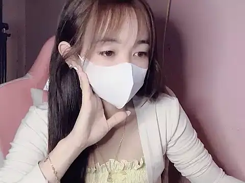 Gina8668 - help Na pay her tuition fees