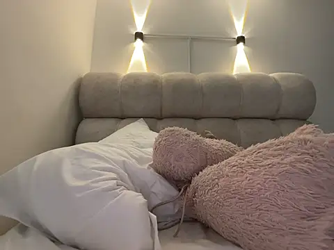 Mia_curry - RIP my panties off