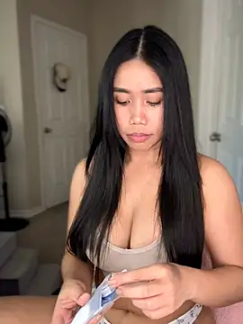 JazzieXo - RUB CLIT & FINGER PUSSY!