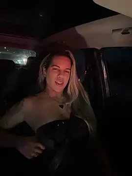 _Ninja_ - Dirigir carro só de calcinha