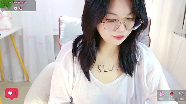QiQi-Big - 小狗趴抽插出水水~控制权链接五分钟
