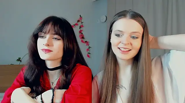 KrystalTrudel - tease with our kissing