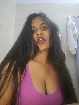 Cute_radhikaa - 200000