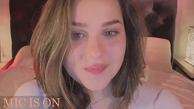 JuliaTx - cream on boobs (nonude)