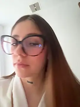 ZaraCarterX - MISSIONARY FUCK + DOMI PLAY TILL SQUIRT