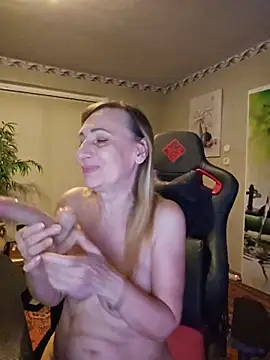 HotLana69 - Pussy fingering 🎁  2 VID. FOR LAST TIP