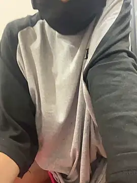 DaizyDanny - Full nude for 2 min