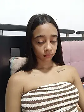 Zoe_Sweett18 - Naked+Dog style