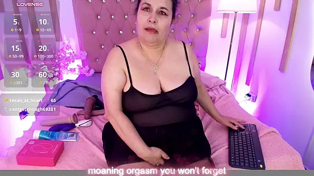Bonny_wild - dildo pussy