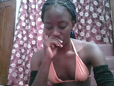 Darkpretty23 - sexy big nipples for yu daddy