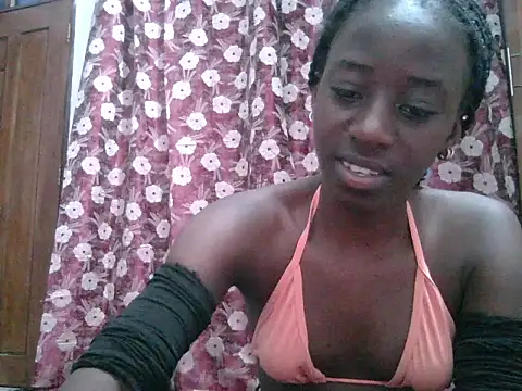 Darkpretty23 - sexy big nipples for yu daddy