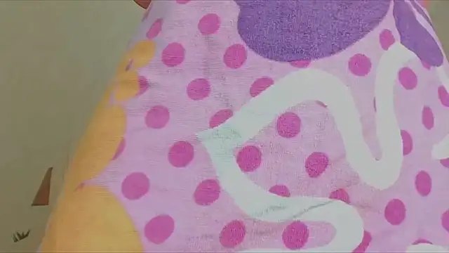 Carlalova - finger both holes