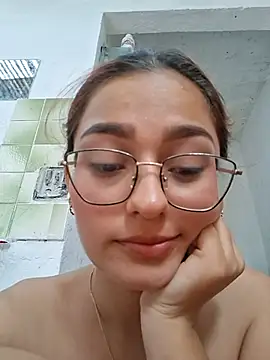 Ary-18 - Doggy + finger in ass