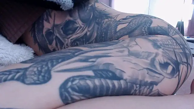 Emma_Foxi - 2 finger pussy
