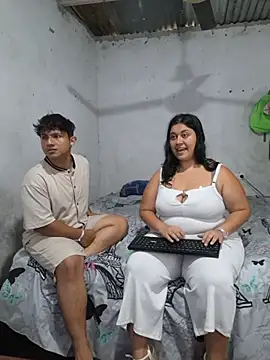 ParejaCurvy20