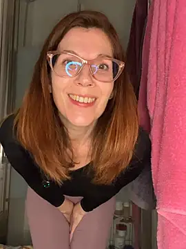 Daniela12339 - Tu profe hot está aqui❤️🔥
