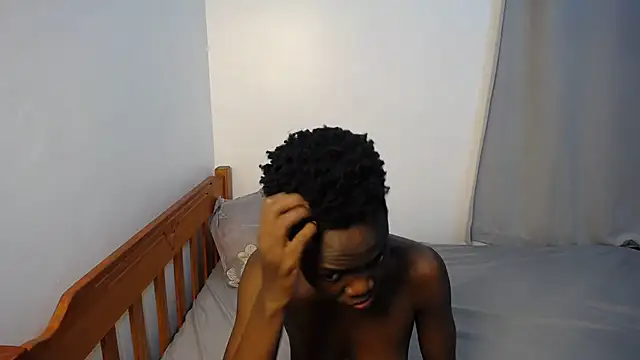 Melaninmagicc - cumshow / pussy fuck / squirt / buttplay