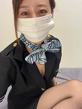 AMI_xox10 - 上着ぽいっ💕