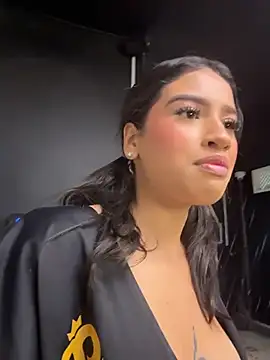 Sophi_velvet - SQUIRT + 3 SPANK PUSSY + CTRL 5 MIN