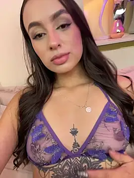 AliciaRoux - Wet pussy fingering close up