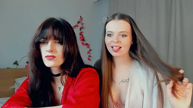 KrystalTrudel - tease with our kissing