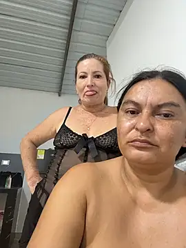 Horny-Mommy-Dirty - squirt