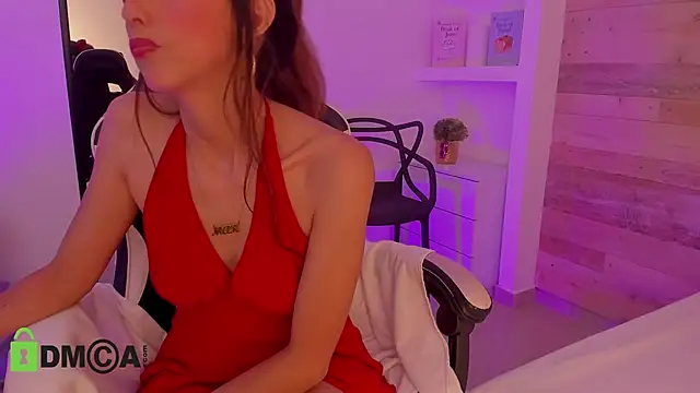 Candy_summer28 - ✨ The Red Temptation