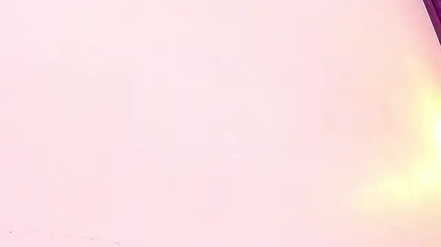 Maia_Clark520 - Wet my kitten and look how you put me
