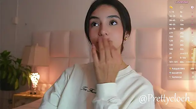 PrettyCloeh - What about reddening my butt? SPANK TIME