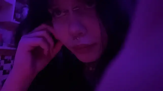 RevivedSop - I lie on a pillow and play with my Boobs