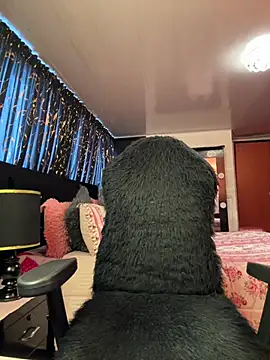 Saaalome_1 - bounce my big tits in your face daddy