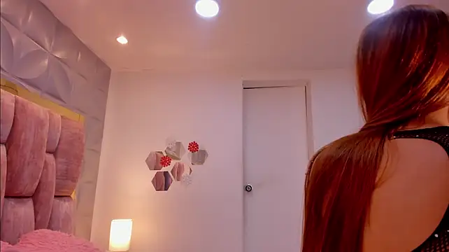 Charlotte_Ice1 - cum show