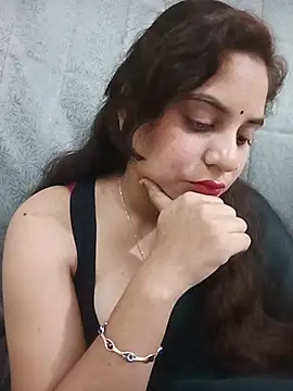 Lovely-girl99 - Full body massage with oil 🫦🫦💦🦵🏻😋