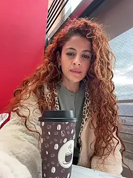 Alana15 - CREAMY SQUIRT IN PUBLIC TICKETSHOW