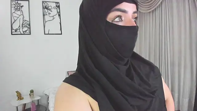 Uzra_hayed - flash pussy