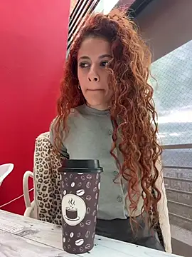 Alana15 - CREAMY SQUIRT IN PUBLIC TICKETSHOW