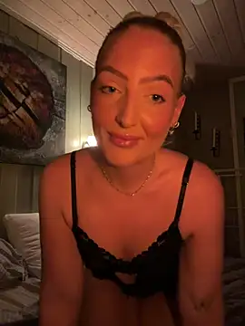 Cutenorax - Flash tits🥵