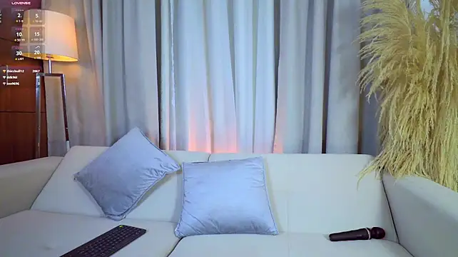 Sarah_Stone_ - open pussy and play