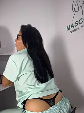 Amy_Cutte__ - pull down his trousers and show his cock