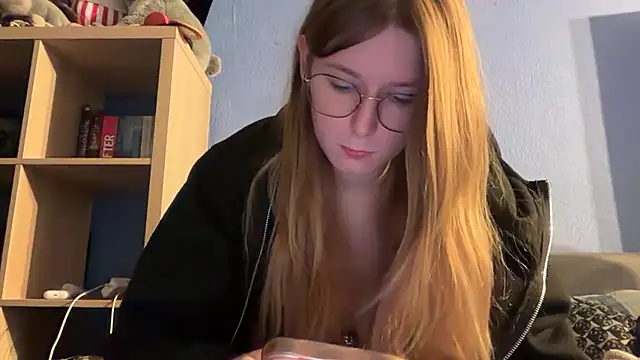 Thepretiestgirlhere - Twerk en levrette 🥵